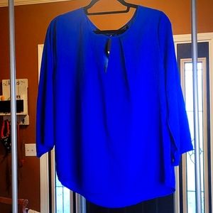 Women's top. XL. Blue 3/4 sleeves